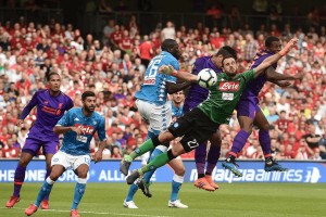 意甲：那不勒斯VS拉齐奥，9分差距下的倔强！那不勒斯主场死磕拉齐奥，卫冕希望最后一搏