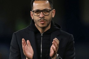 切尔西官宣罗塞尼尔下课，5连败0进球无缘欧冠，违约金2400万英镑